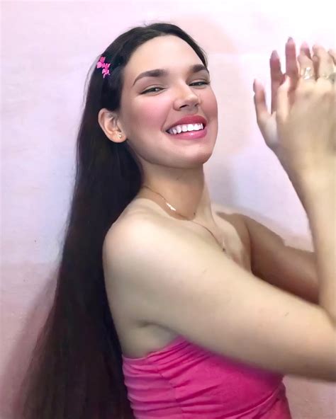 Amanda De Armas (@ami_d_armas) • Instagram photos and videos