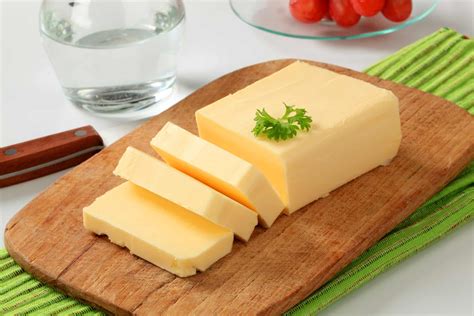 Does Butter Have Water in It? How Much? - Cuisine Seeker