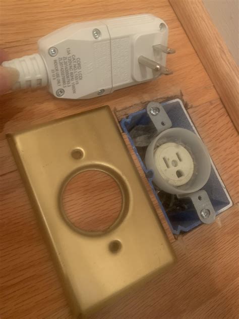Need to switch from recessed to flush mount floor outlet : r ...