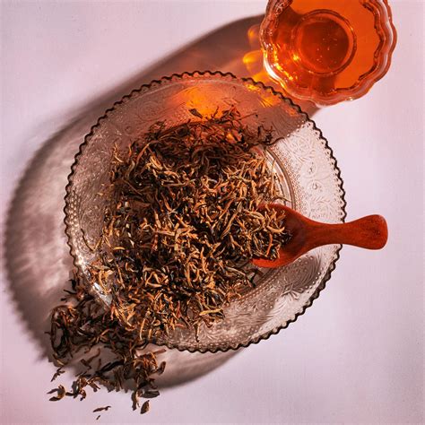 Does Tea Expire? Tips to Keep Tea Fresh - Magic Hour