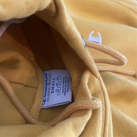 Women's Yellow Hoodie | Depop