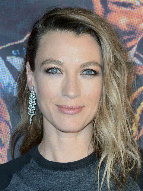 Natalie Zea Pictures