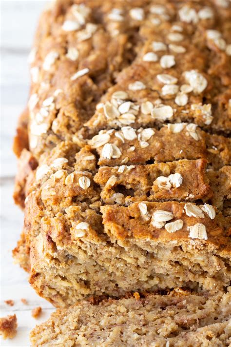 Banana Oatmeal Bread - Hungry Hobby