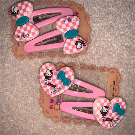 Hello kitty hair clips - Depop