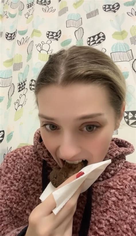 Taking my biggest bite of shit [F] : r/realscatgirls