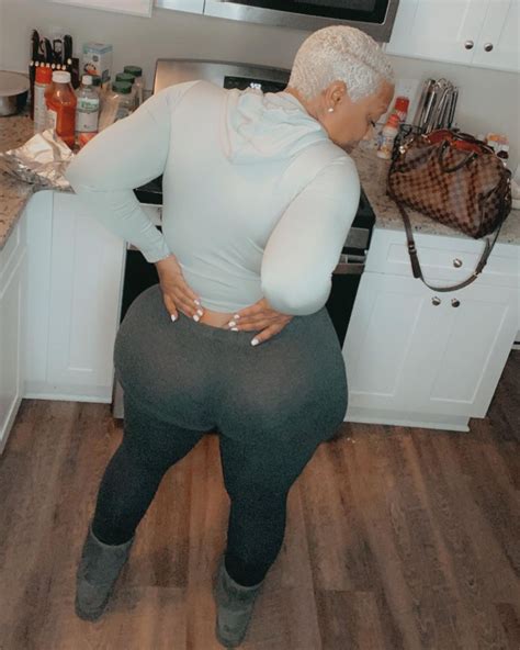 Talahia MAIN PAGE (@talahia34) • Instagram photos and videos | Pretty girl outfits, Curvy body ...