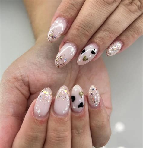 27 Easy Disney Nail Ideas for Your Next Disney Inspired Nail Designs ...