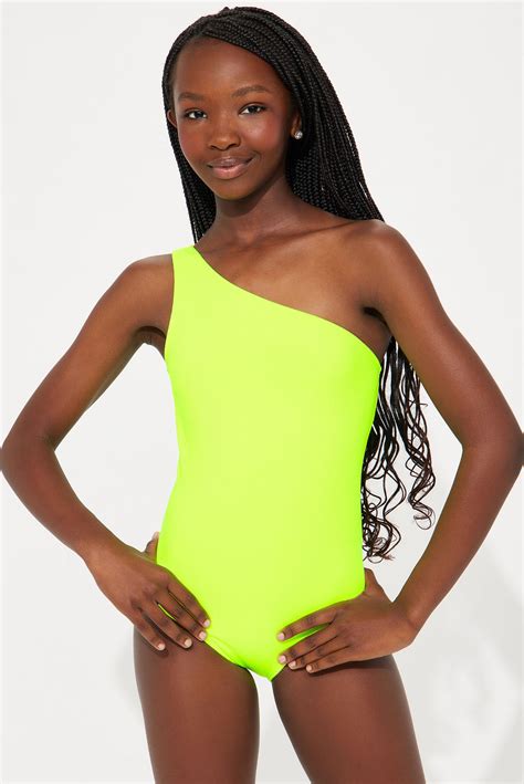 Shop Kids Swimwear Online - Boys & Girls Swimsuits | Fashion Nova