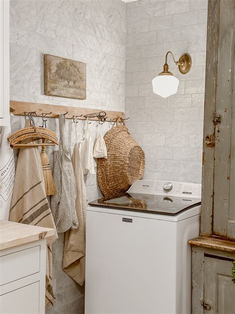 Laundry Room Lighting Ideas