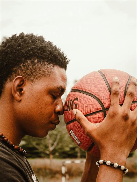 Indonesian Basketball Player Male Portrait Photos, Download The BEST Free Indonesian Basketball ...