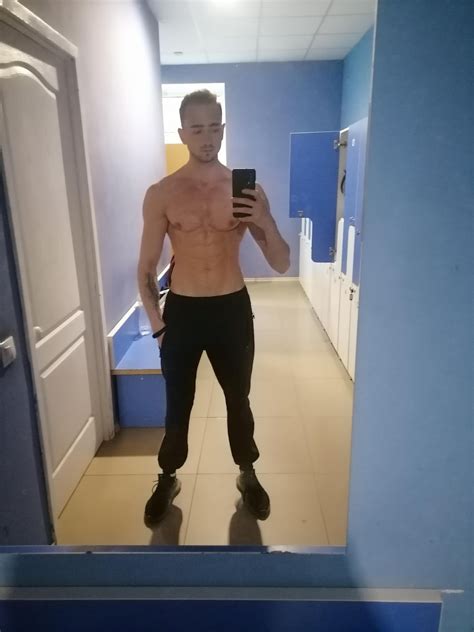 rate my body : r/GayRateMe