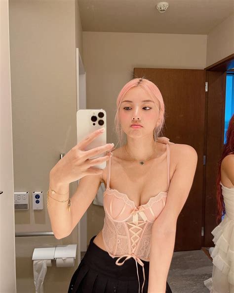 Daily Vyvan 💖 : r/VyvanLe