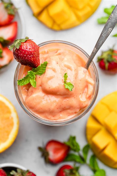 Strawberry Mango Smoothie