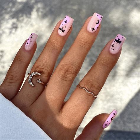 10 Pink Halloween Nail Designs For A Wickedly Cute Look – Maniology