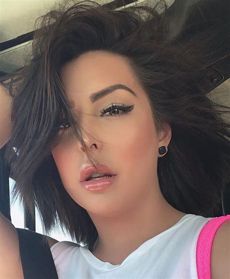 Chanel Santini's Instagram, Twitter & Facebook on IDCrawl