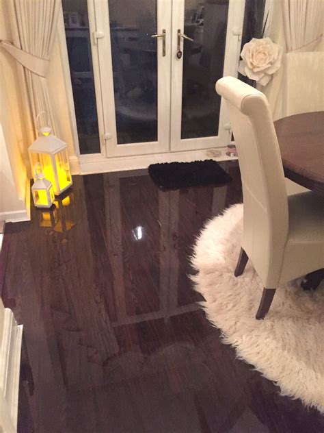 Gloss Black Laminate Flooring