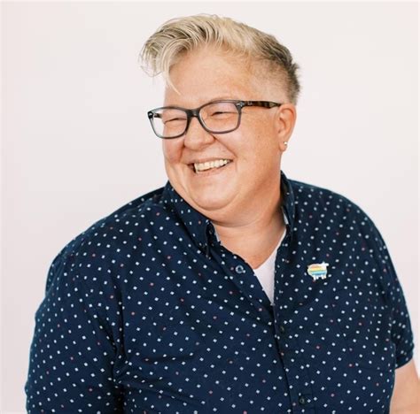 Kris Williams's Instagram, Twitter & Facebook on IDCrawl