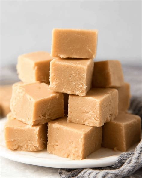 Easy Peanut Butter Fudge - The Best 4-Ingredient Recipe!