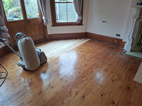Solid Wood Floor Sanding In The UK: Restoring Depth And Character ...