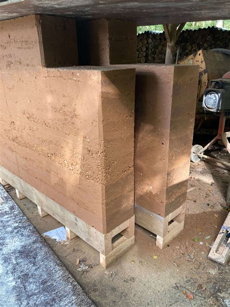 Rammed Earth Floor Construction | Viewfloor.co
