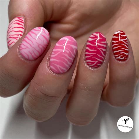 60+ Zebra Print Nail Designs You Need to Try This Month - Nail Designs ...