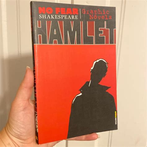 Hamlet (No Fear Shakespeare Graphic Novels) by SparkNotes