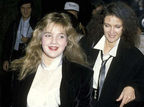 All About Drew Barrymore's Relationship with Her Mom Jaid Barrymore
