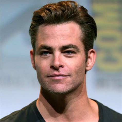Chris Pine Biography