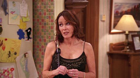 Watch Everybody Loves Raymond Season 8 Episode 14: Lateness - Paramount+