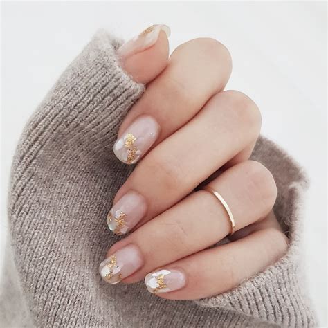 elegant nail art shell nail art gold flake nail art wedding nail art ...