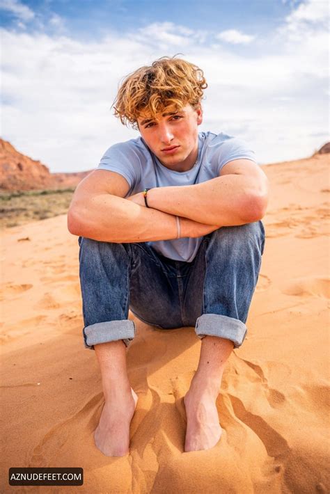 BENSON BOONE Feet - AZNudeFeet Men