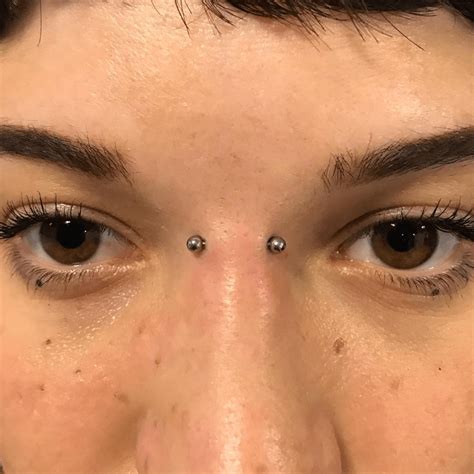 Face Piercing 2024 Guide: Cost, Pain Level, and Placement Options ...
