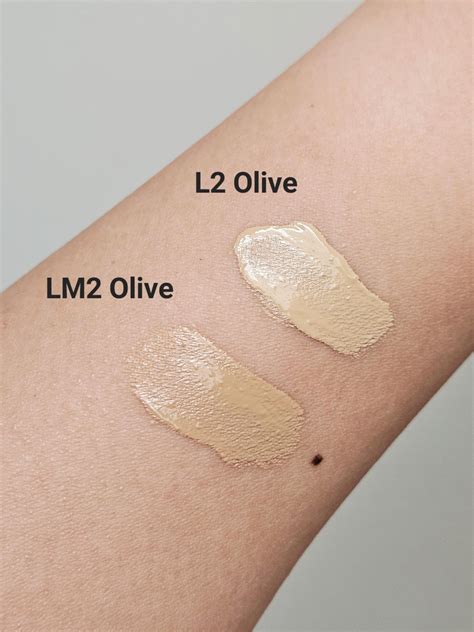 Swatching the new About Face foundation (L2 vs LM2) : r/OliveMUA