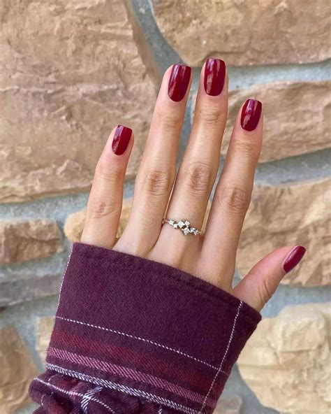Squoval Nails: The Hottest Manicure Shape with Top Inspiration - Her ...