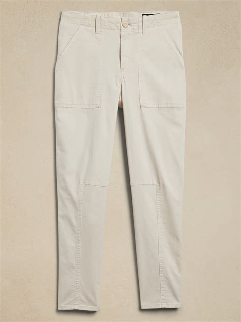 Mid-Rise Slim Cargo Pant | Banana Republic