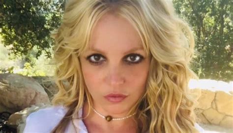 Britney Spears vai publicar livro de memórias, com revelações estrondosas
