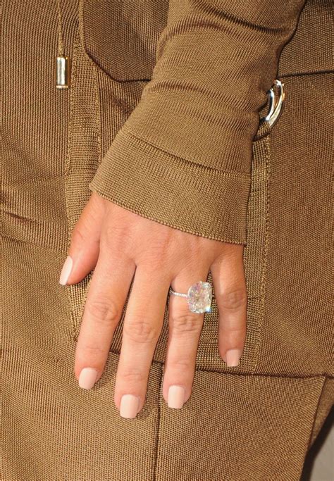 Here's How Kim Kardashian Keeps Her Engagement Ring and Diamonds Super ...