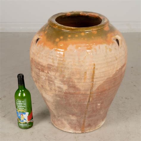 19th Century Spanish Terracotta Olive Jar For Sale at 1stDibs