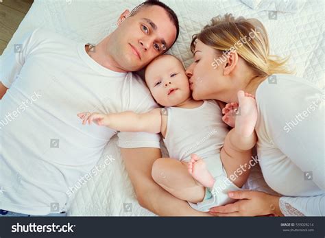 Happy Family Mother Father Son Stock Photo 533028214 | Shutterstock