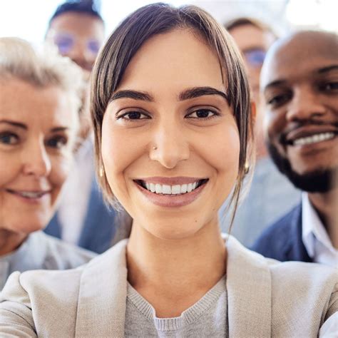 Create stress-free thought leadership videos | Storykit