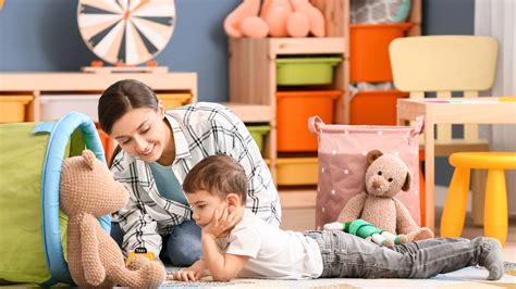 Why Hire a Live-In Nanny? - Beauchamp for Nannies