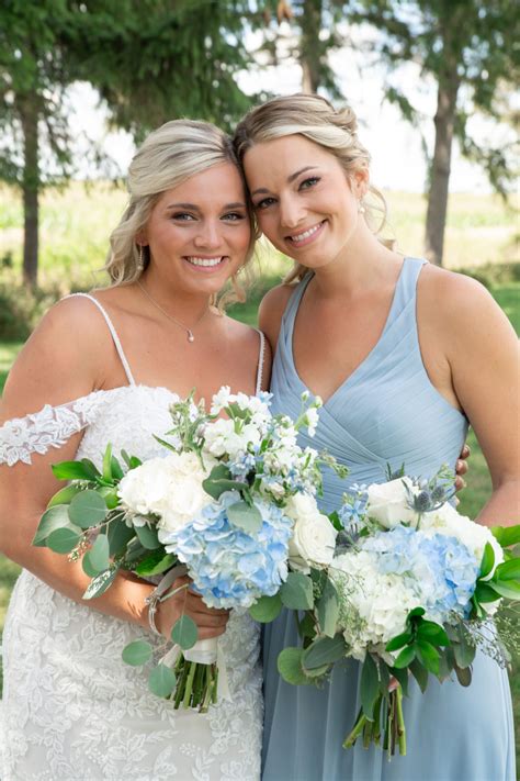 DoubleTree Bay City Wedding | Kenzie + Brad - kaitlyncolephotography.com