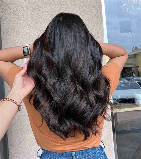 Dark Chestnut Hair Color With Highlights
