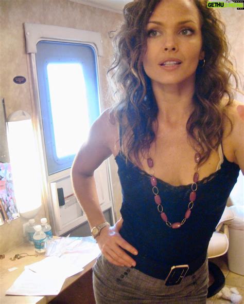 Dina Meyer | Gethu Cinema