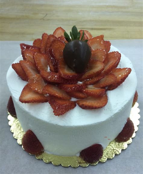 Wedding Cakes & Custom Cakes - Woodside Bakery & Cafe