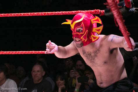 PHOTOS: Extreme Midget Wrestling visits the TLA | PHL17.com