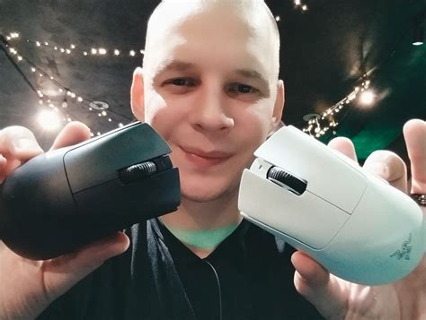 Razer DeathAdder V4 Pro oficjalnie. Mocny zawodnik wagi lekkiej