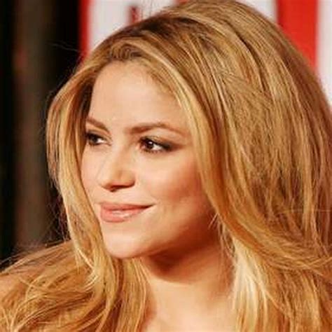 Shakira Before Plastic Surgery