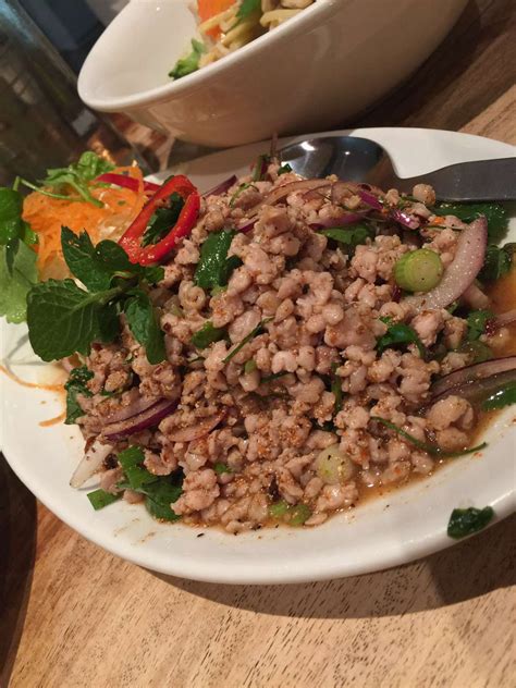 2022Red Basil Thai Cuisine美食餐厅,很喜欢他家的绿咖喱，料多而... 【去哪儿攻略】