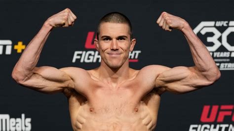 Alexander Hernandez vs. Bill Algeo Prediction: Can Hernandez Get Back ...